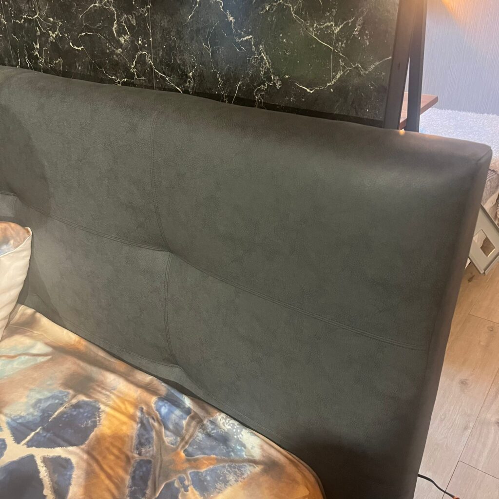 Hoofdbord James detail Atlantic